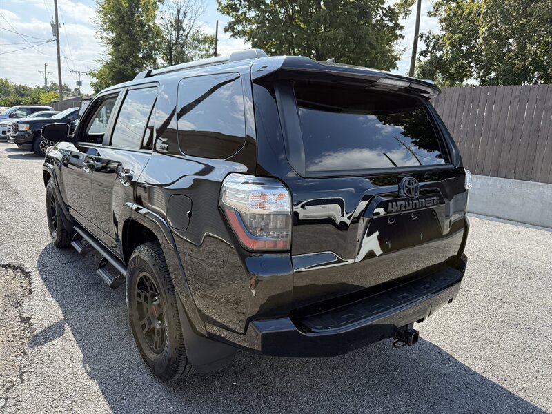 2023 Toyota 4Runner SR5 photo 35