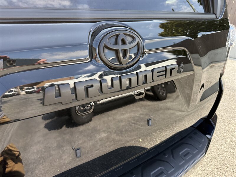 2023 Toyota 4Runner SR5 photo 32