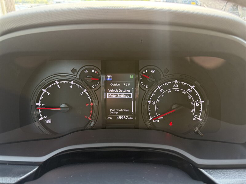 2023 Toyota 4Runner SR5 photo 2