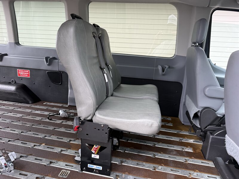 2015 Ford Transit 350 XL - Photo 15 - Nashville, TN 37210