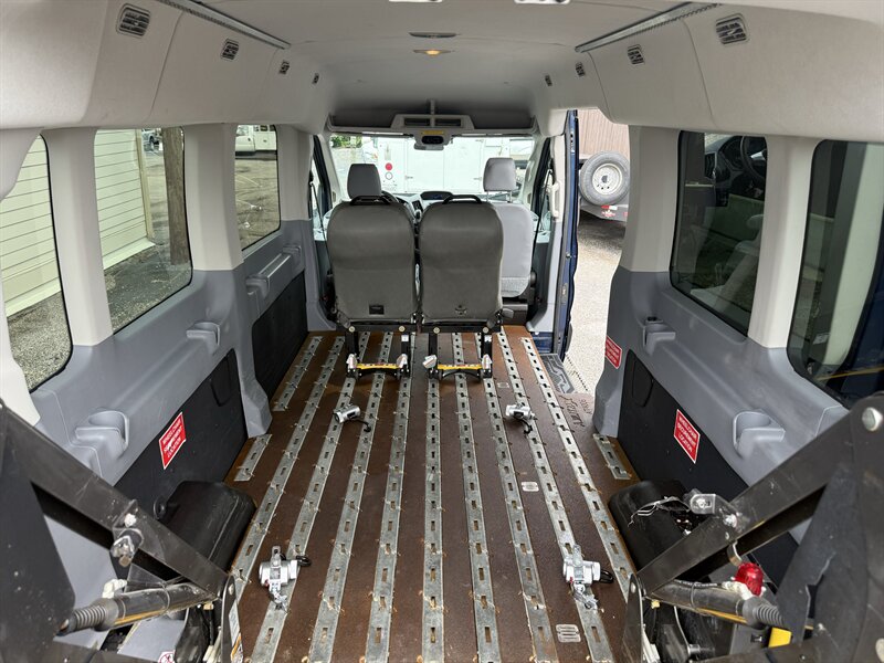 2015 Ford Transit 350 XL - Photo 18 - Nashville, TN 37210