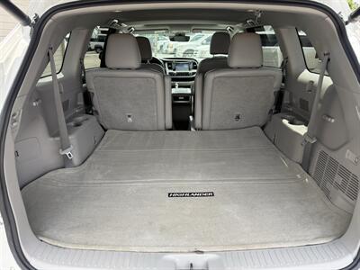 2017 Toyota Highlander XLE   - Photo 9 - Nashville, TN 37210