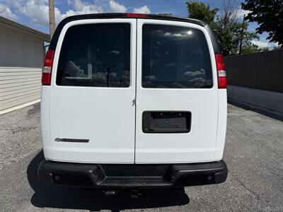 2021 Chevrolet Express 2500   - Photo 3 - Nashville, TN 37210