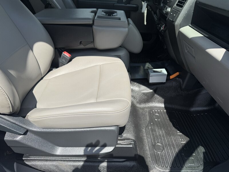 2022 Ford F-450 Super Duty XL ALTEC - Photo 21 - Nashville, TN 37210