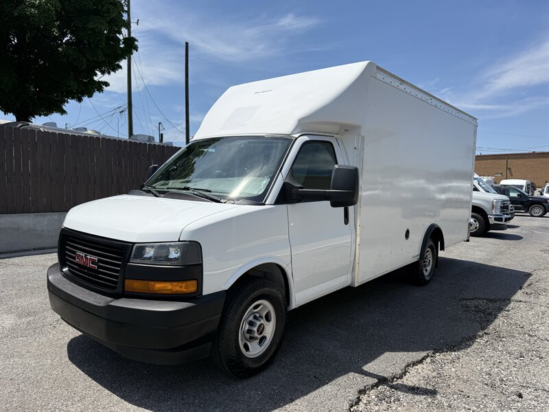 2023 GMC Savana 3500 - Photo 15 - Nashville, TN 37210
