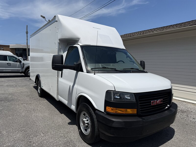 2023 GMC Savana 3500 - Photo 13 - Nashville, TN 37210