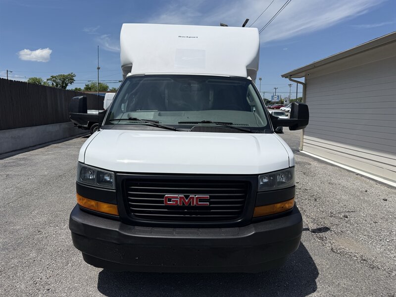2023 GMC Savana 3500 - Photo 14 - Nashville, TN 37210