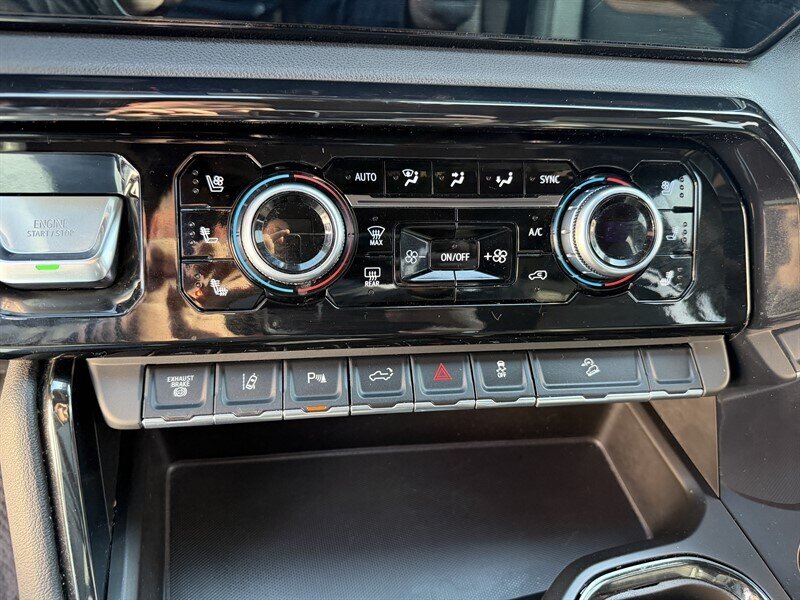 2024 GMC Sierra 3500 AT4 - Photo 42 - Nashville, TN 37210