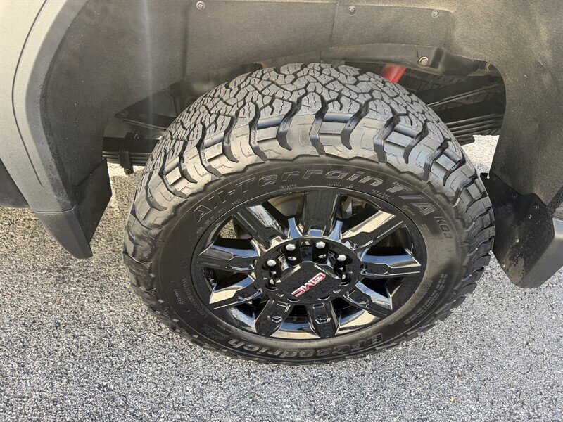 2024 GMC Sierra 3500 AT4 - Photo 18 - Nashville, TN 37210