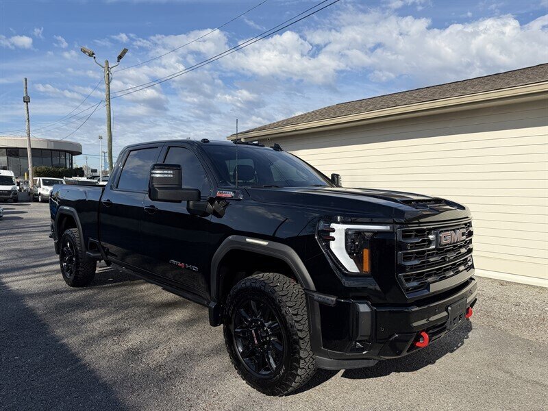 2024 GMC Sierra 3500 AT4 - Photo 2 - Nashville, TN 37210
