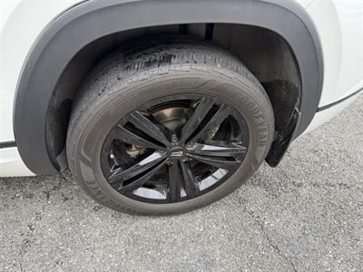 2023 Volkswagen Atlas Cross Sport V6 SEL R-Line Black 4Motion   - Photo 15 - Nashville, TN 37210