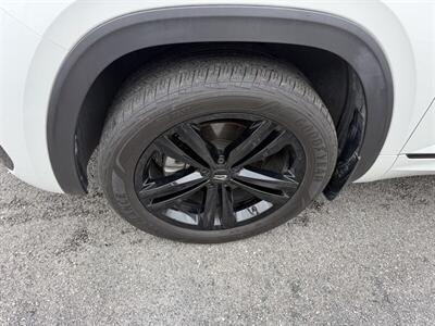 2023 Volkswagen Atlas Cross Sport V6 SEL R-Line Black 4Motion   - Photo 14 - Nashville, TN 37210