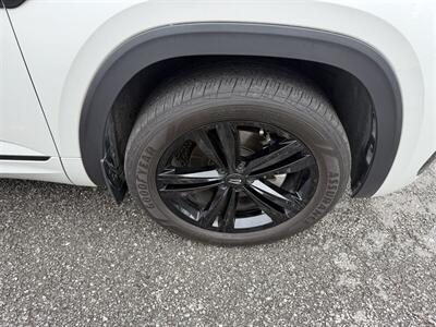 2023 Volkswagen Atlas Cross Sport V6 SEL R-Line Black 4Motion   - Photo 13 - Nashville, TN 37210
