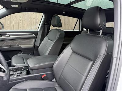 2023 Volkswagen Atlas Cross Sport V6 SEL R-Line Black 4Motion   - Photo 20 - Nashville, TN 37210