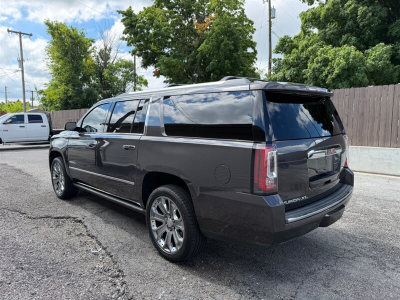 2016 GMC Yukon XL Denali - Photo 7 - Nashville, TN 37210