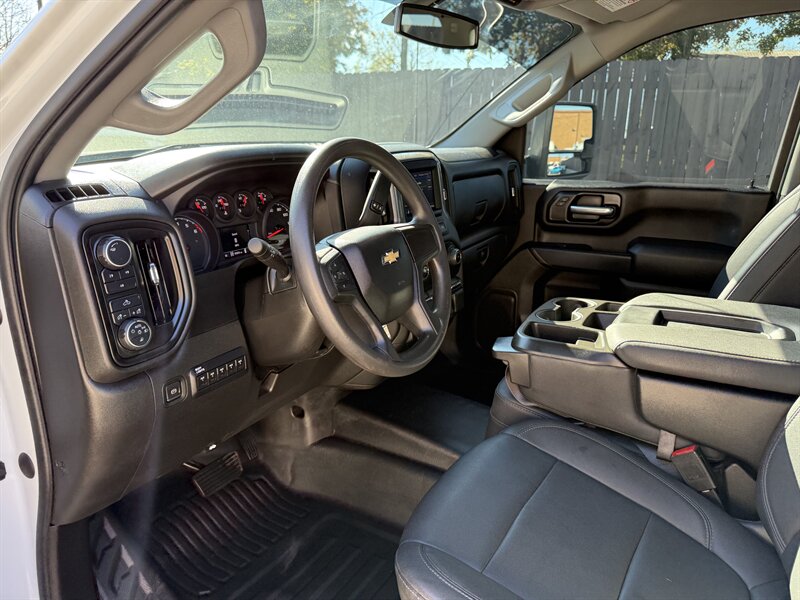 2022 Chevrolet Silverado 2500 Work Truck   - Photo 8 - Nashville, TN 37210