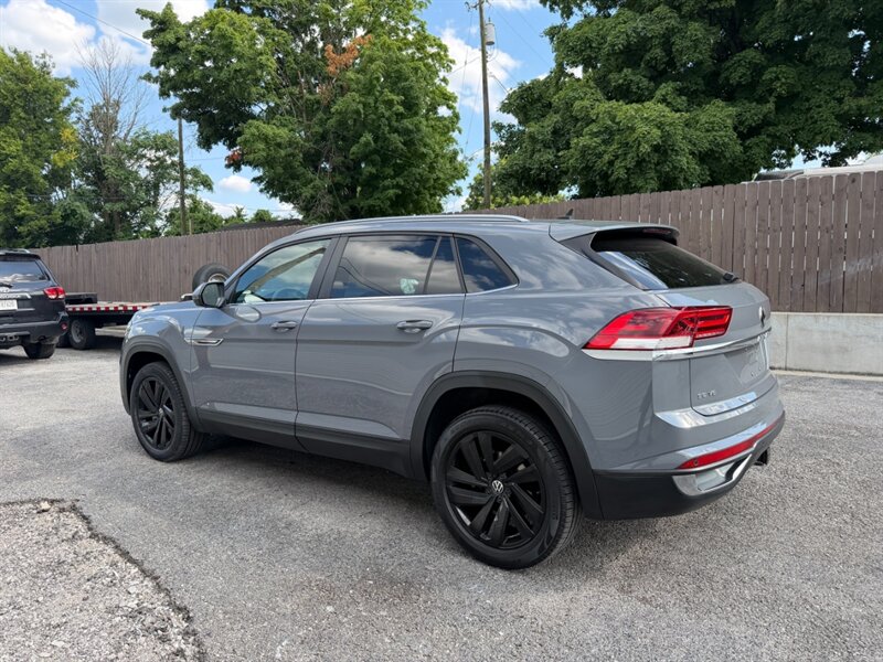 2022 Volkswagen Atlas Cross Sport V6 SE 4Motion - Photo 7 - Nashville, TN 37210