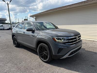 2022 Volkswagen Atlas Cross Sport V6 SE 4Motion - Photo 3 - Nashville, TN 37210