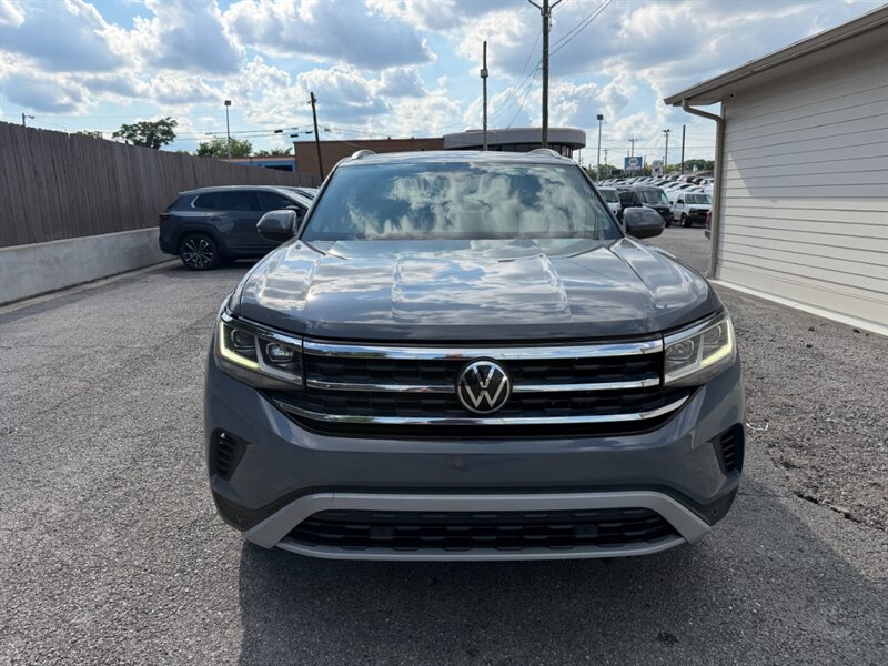 2022 Volkswagen Atlas Cross Sport V6 SE 4Motion - Photo 4 - Nashville, TN 37210