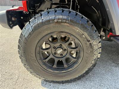 2018 Jeep Wrangler Sport S - Photo 14 - Nashville, TN 37210