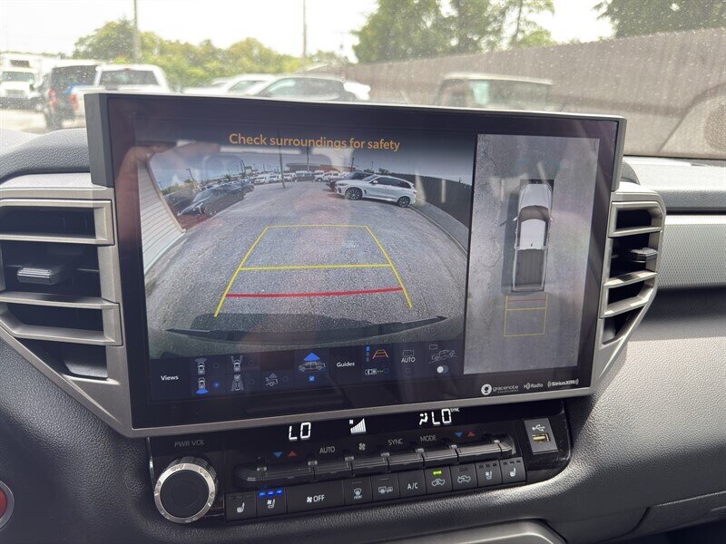 2022 Toyota Tundra Limited photo 34
