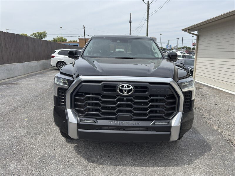 2022 Toyota Tundra Limited photo 3