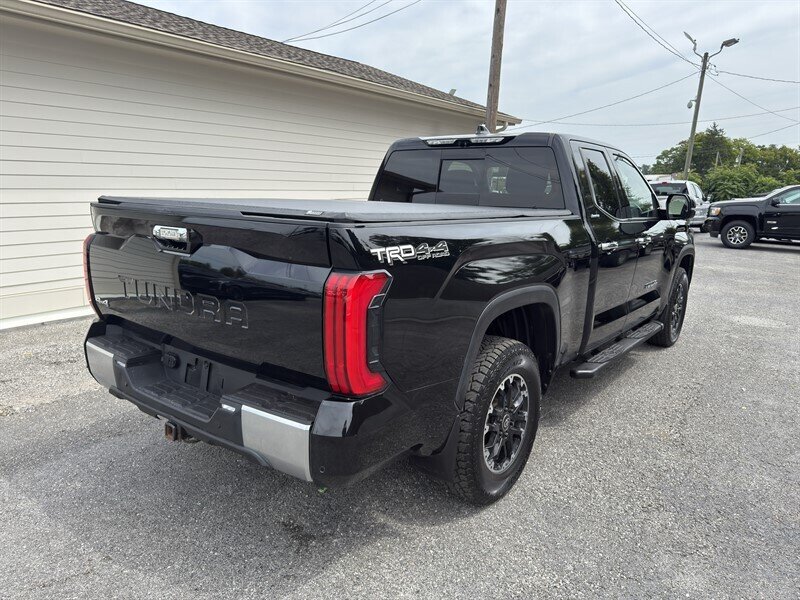 2022 Toyota Tundra Limited photo 9