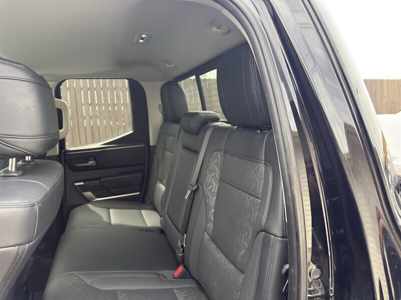 2022 Toyota Tundra Limited photo 24