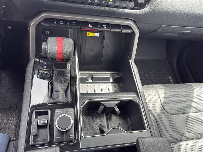 2022 Toyota Tundra Limited photo 31