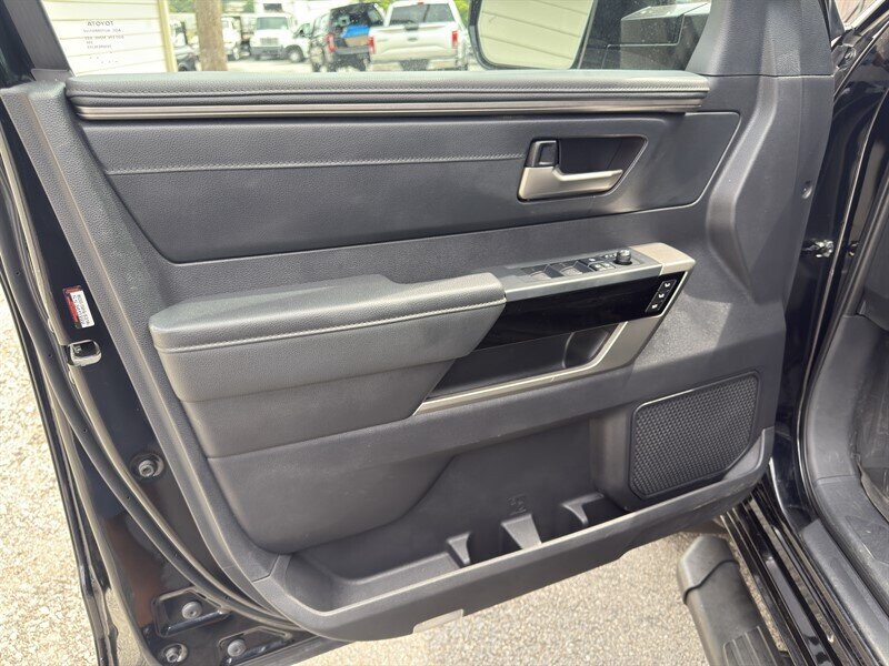 2022 Toyota Tundra Limited photo 16