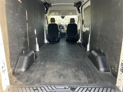 2023 Ford Transit 250  MED ROOF 148 WB - Photo 4 - Nashville, TN 37210