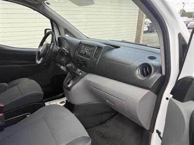 2016 Nissan NV200 S   - Photo 5 - Nashville, TN 37210