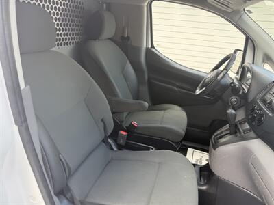 2016 Nissan NV200 S   - Photo 6 - Nashville, TN 37210