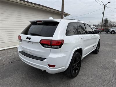 2018 Jeep Grand Cherokee Altitude   - Photo 9 - Nashville, TN 37210