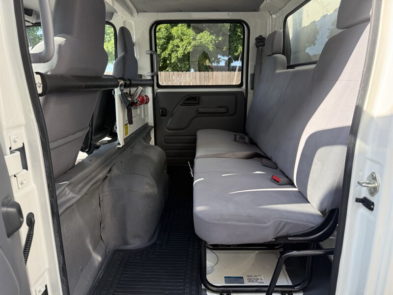 2022 Chevrolet 4500 LCF 4500 LCF - Photo 6 - Nashville, TN 37210