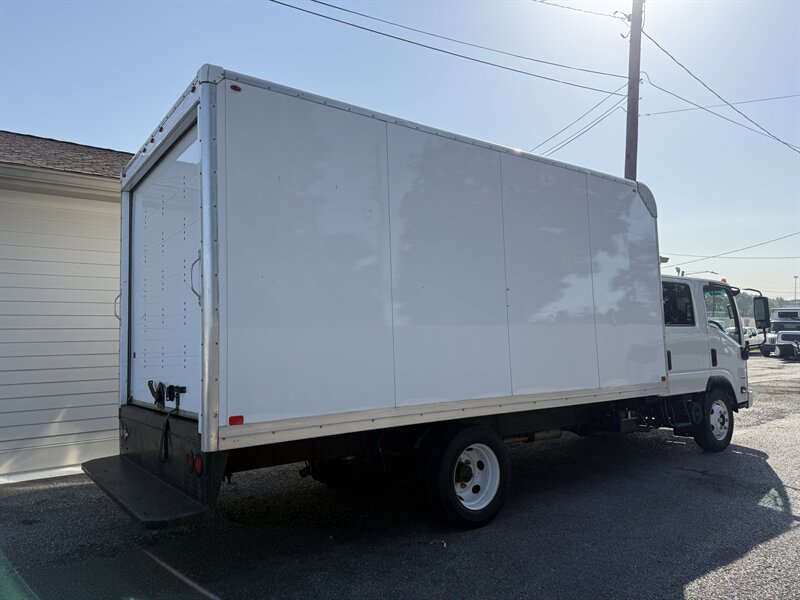 2022 Chevrolet 4500 LCF 4500 LCF - Photo 15 - Nashville, TN 37210