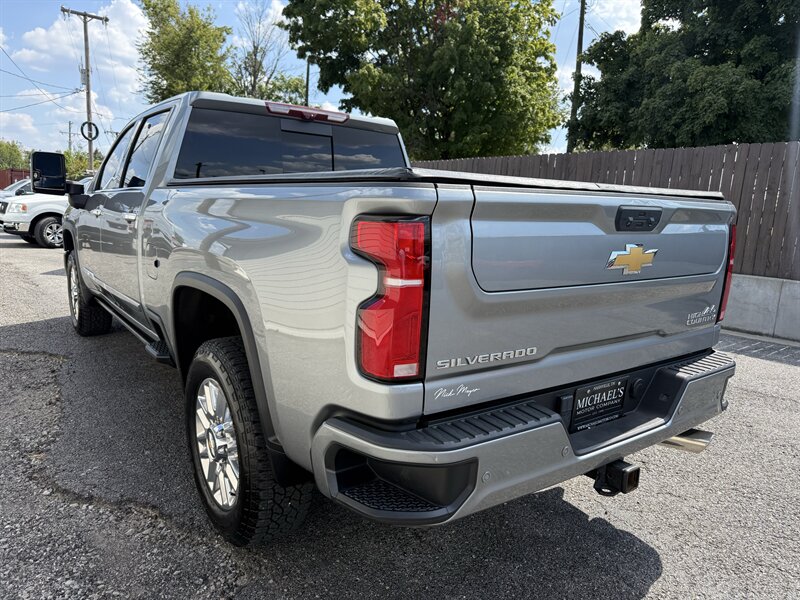 2024 Chevrolet Silverado 2500HD High Country - Photo 38 - Nashville, TN 37210