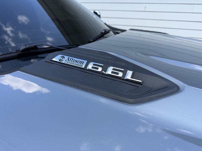 2024 Chevrolet Silverado 2500HD High Country - Photo 5 - Nashville, TN 37210