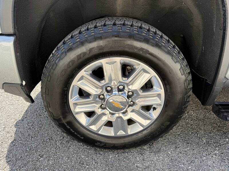 2024 Chevrolet Silverado 2500HD High Country - Photo 17 - Nashville, TN 37210