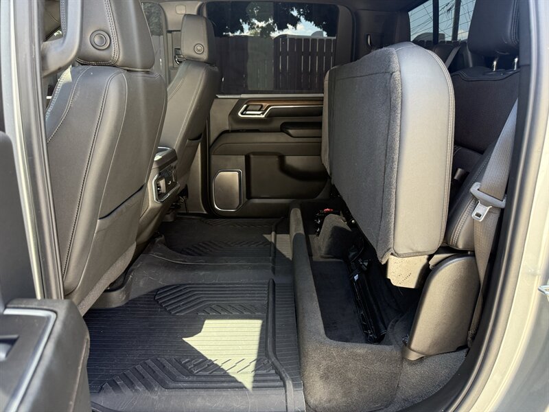 2024 Chevrolet Silverado 2500HD High Country - Photo 22 - Nashville, TN 37210