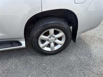 2011 Lexus GX 460   - Photo 12 - Nashville, TN 37210
