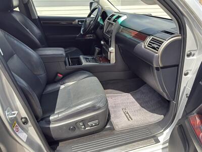 2011 Lexus GX 460   - Photo 25 - Nashville, TN 37210