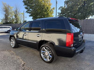 2011 Cadillac Escalade Hybrid Platinum Hybrid - Photo 7 - Nashville, TN 37210