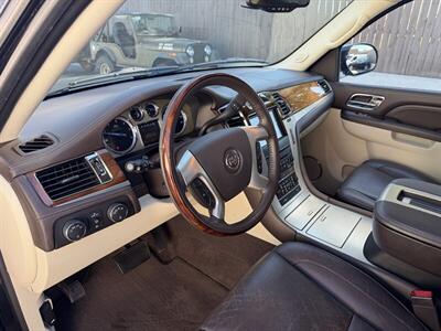 2011 Cadillac Escalade Hybrid Platinum Hybrid - Photo 22 - Nashville, TN 37210