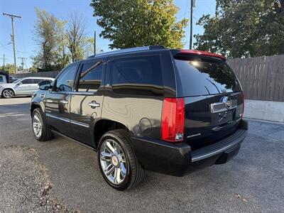 2011 Cadillac Escalade Hybrid Platinum Hybrid - Photo 8 - Nashville, TN 37210