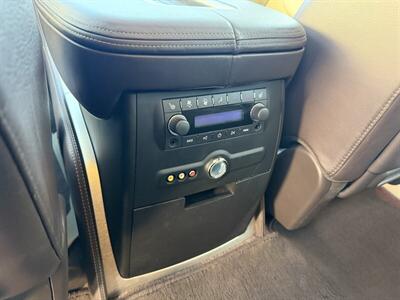 2011 Cadillac Escalade Hybrid Platinum Hybrid - Photo 29 - Nashville, TN 37210