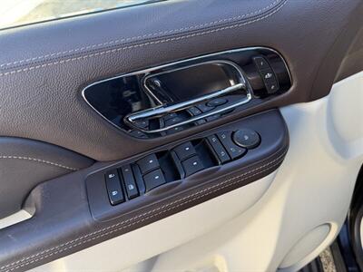 2011 Cadillac Escalade Hybrid Platinum Hybrid - Photo 17 - Nashville, TN 37210