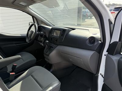 2021 Nissan NV200 SV - Photo 2 - Nashville, TN 37210