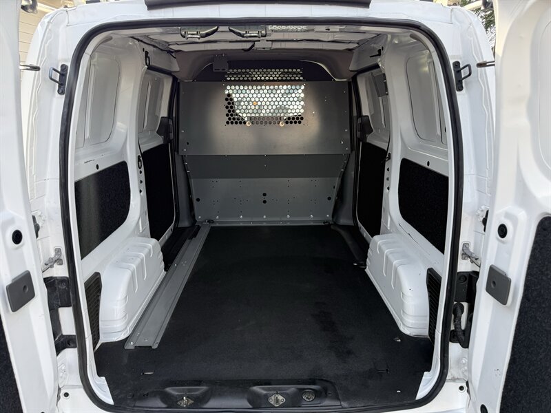 2021 Nissan NV200 SV - Photo 7 - Nashville, TN 37210