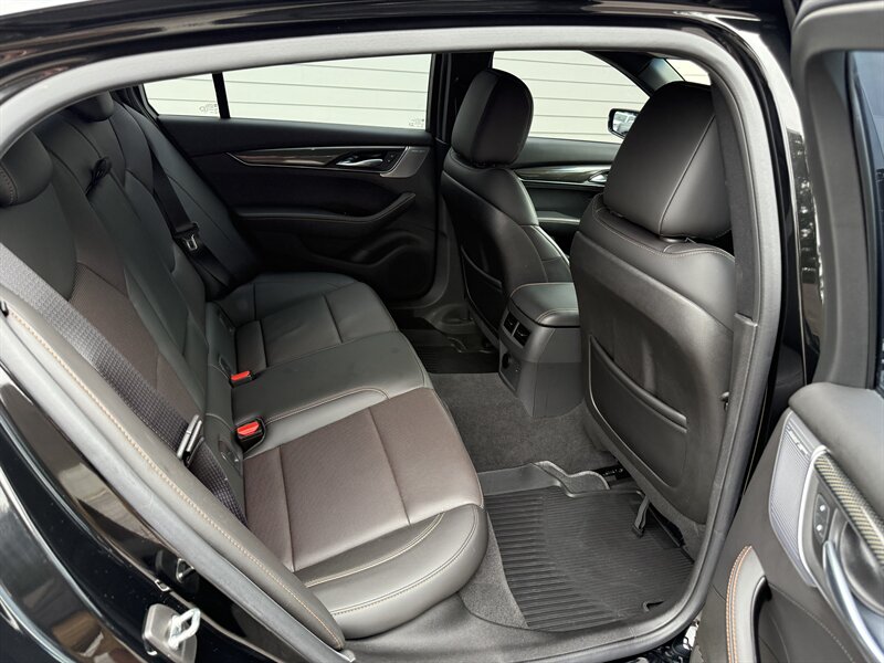 2022 Cadillac CT5 Sport - Photo 10 - Nashville, TN 37210